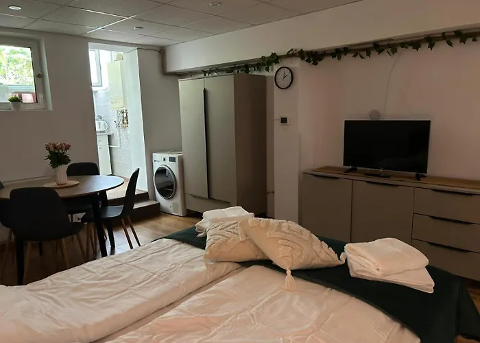 Faget * בראשוב